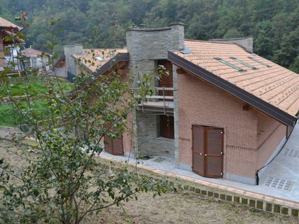 casa indipendente in vendita a Castiglione Torinese