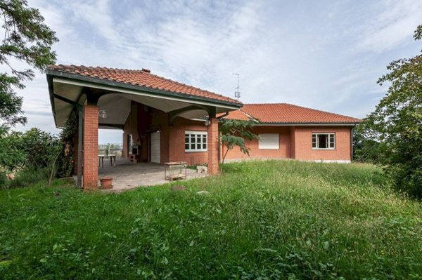 casa indipendente in vendita a Castiglione Torinese in zona Rivodora
