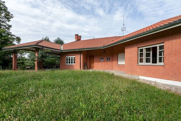 casa indipendente in vendita a Castiglione Torinese
