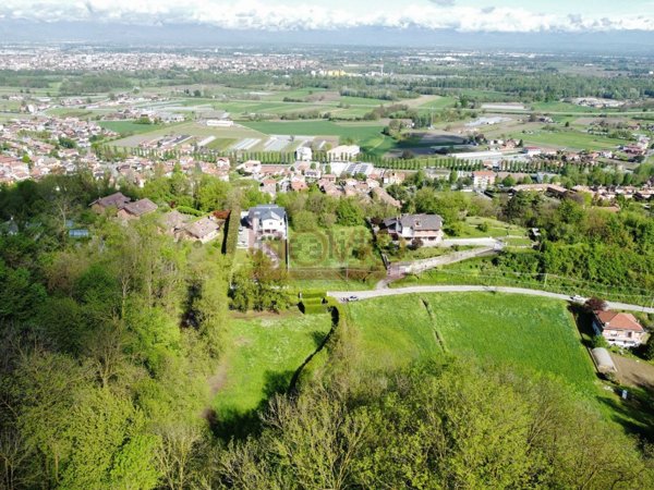 casa indipendente in vendita a Castiglione Torinese