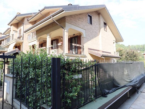 casa indipendente in vendita a Castiglione Torinese