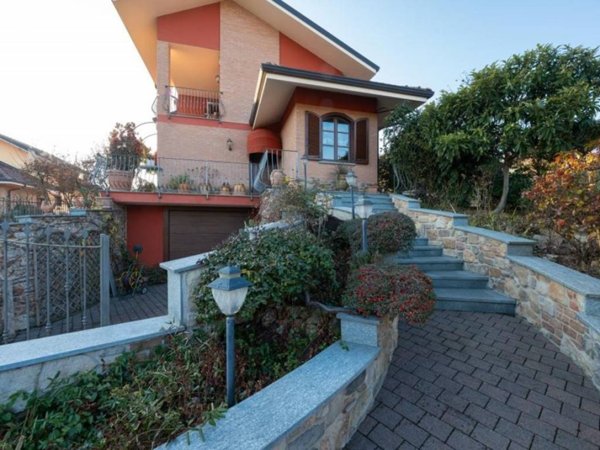 casa indipendente in vendita a Castiglione Torinese