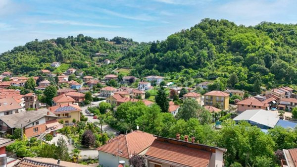 casa indipendente in vendita a Castiglione Torinese