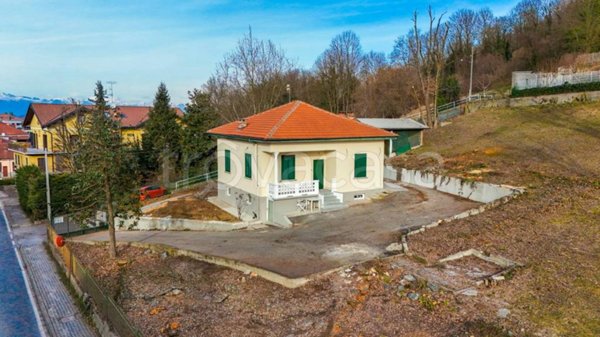 casa indipendente in vendita a Castiglione Torinese