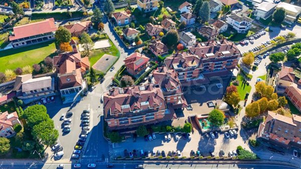 negozio in vendita a Castiglione Torinese