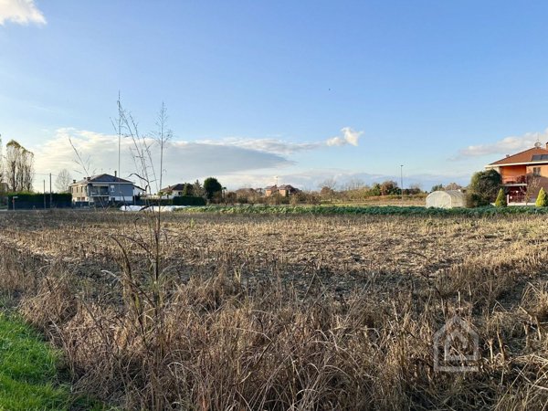 terreno agricolo in vendita a Castiglione Torinese