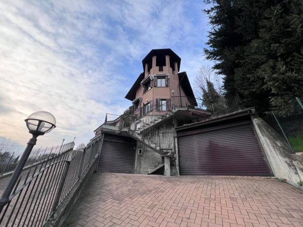 casa indipendente in vendita a Castiglione Torinese