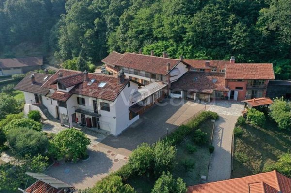 villa in vendita a Castiglione Torinese