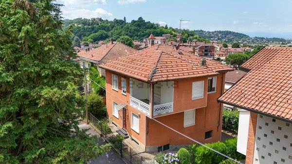 casa indipendente in vendita a Castiglione Torinese