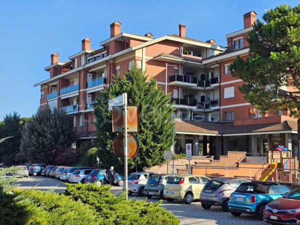 negozio in vendita a Castiglione Torinese