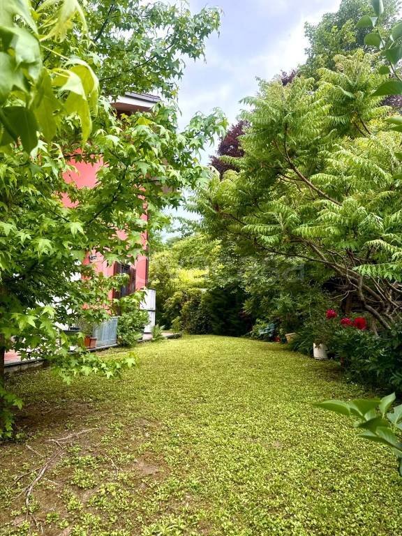 casa indipendente in vendita a Castiglione Torinese