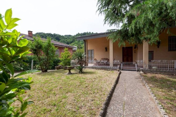 casa indipendente in vendita a Castiglione Torinese in zona Rivodora