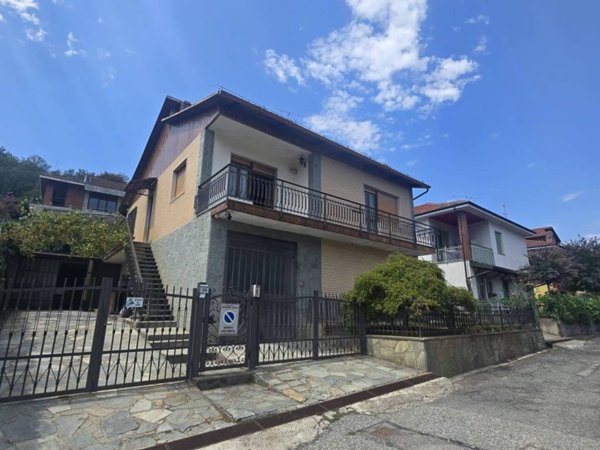 casa indipendente in vendita a Castiglione Torinese in zona Rivodora