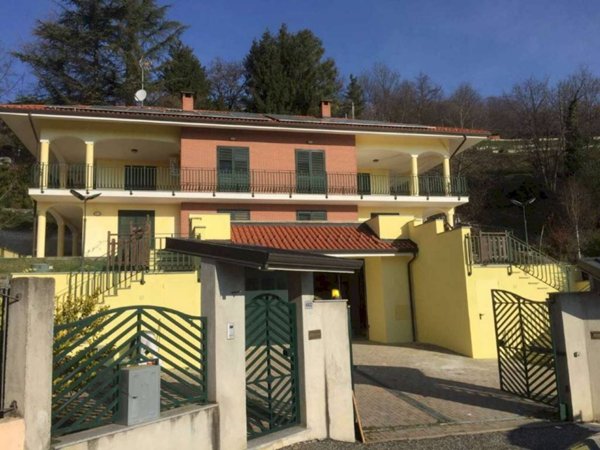 casa indipendente in vendita a Castiglione Torinese