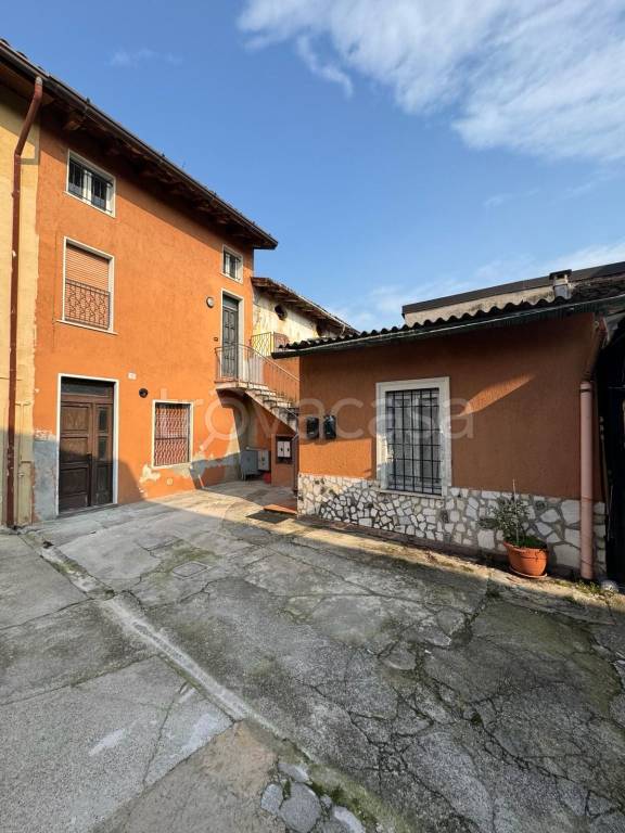 appartamento in vendita a Leno in zona Porzano