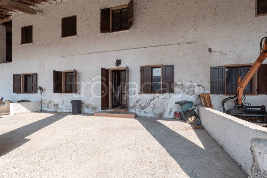 casa indipendente in vendita a Leno