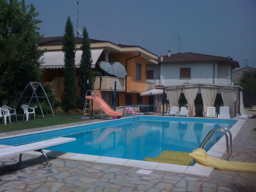 casa indipendente in vendita a Leno
