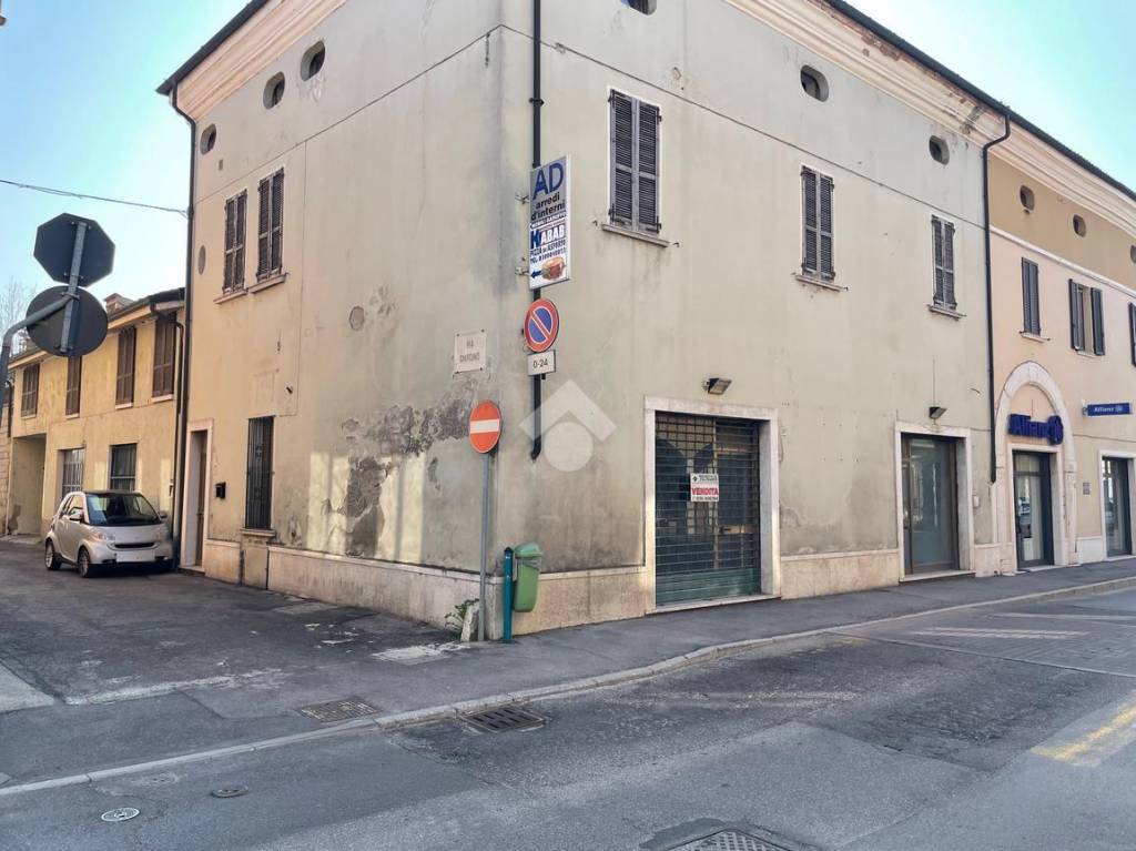 casa indipendente in vendita a Leno
