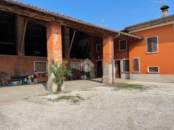 appartamento in vendita a Leno in zona Milzanello