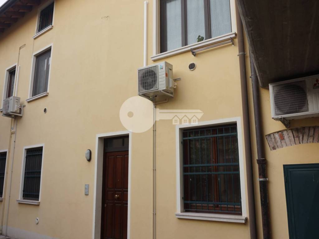 appartamento in vendita a Leno