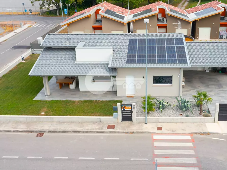 casa indipendente in vendita a Leno