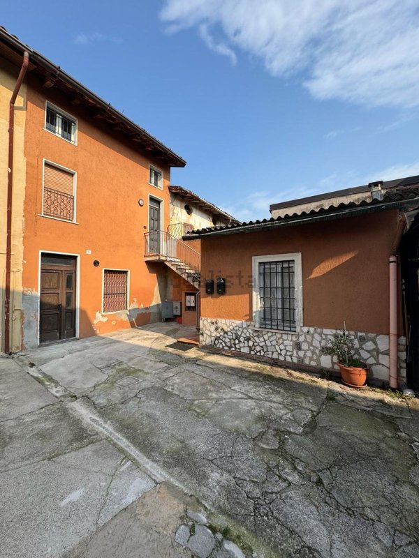 appartamento in vendita a Leno in zona Porzano