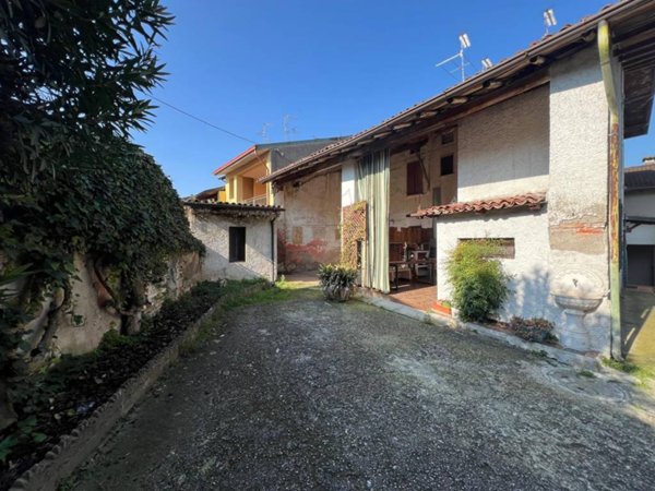 casa indipendente in vendita a Leno