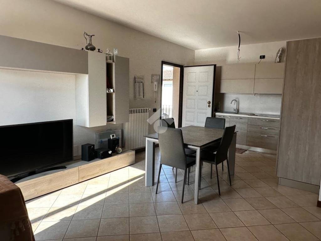 appartamento in vendita a Leno in zona Milzanello