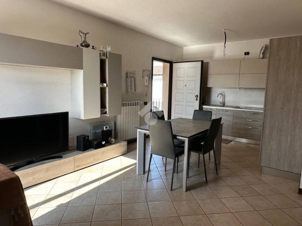 appartamento in vendita a Leno in zona Milzanello