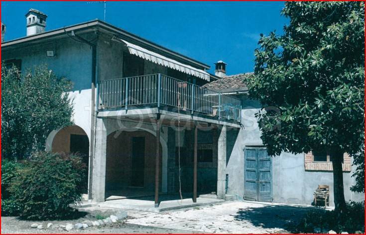 casa indipendente in vendita a Leno