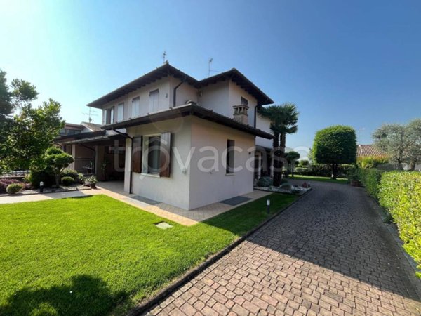 casa indipendente in vendita a Leno