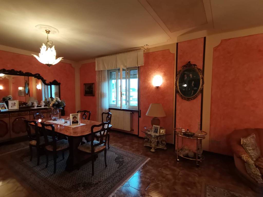 casa indipendente in vendita a Leno