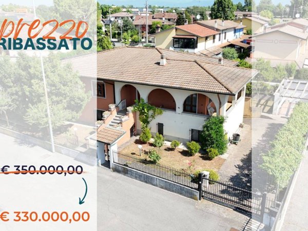 casa indipendente in vendita a Leno