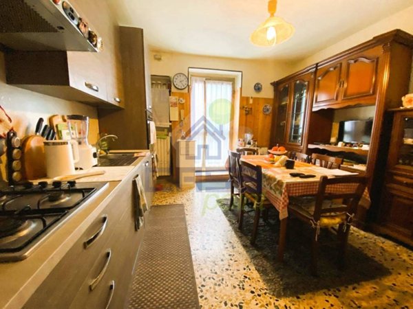 casa indipendente in vendita a Leno