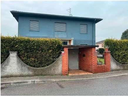 casa indipendente in vendita a Leno in zona Porzano