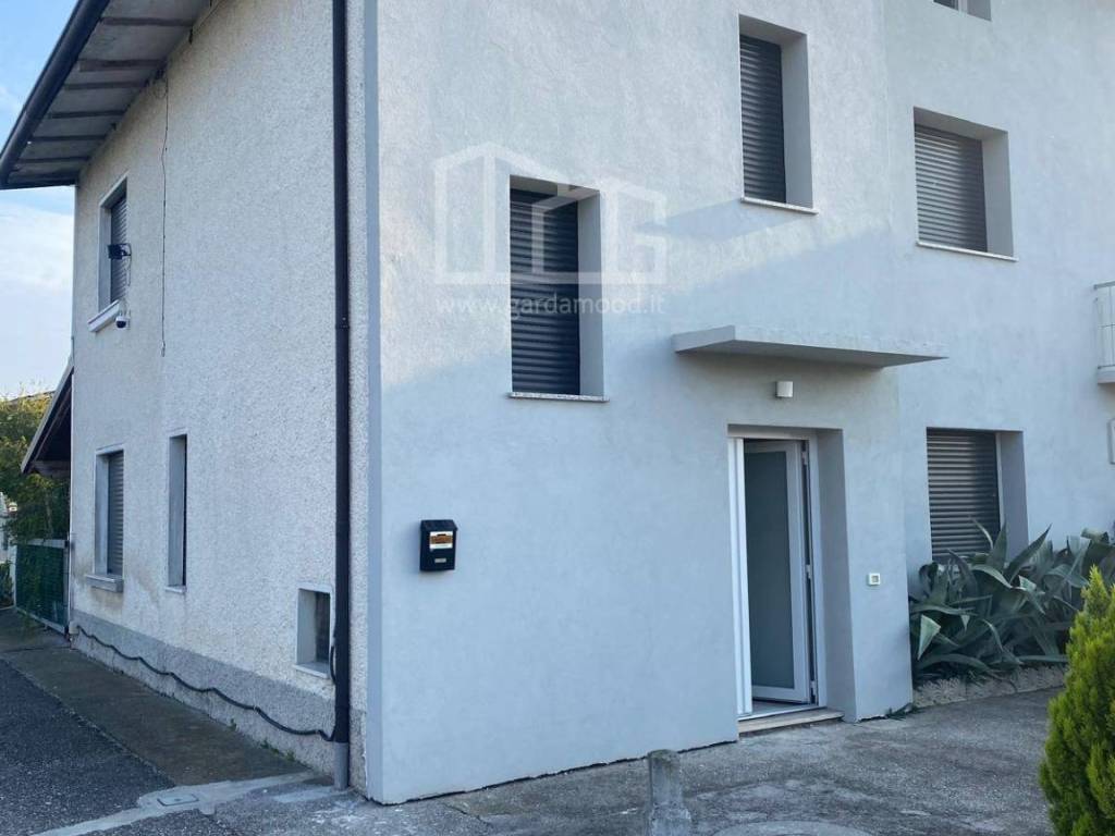 casa indipendente in vendita a Leno