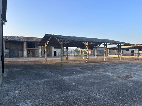 appartamento in vendita a Leno