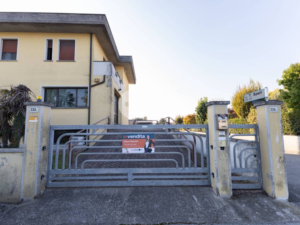 casa indipendente in vendita a Leno