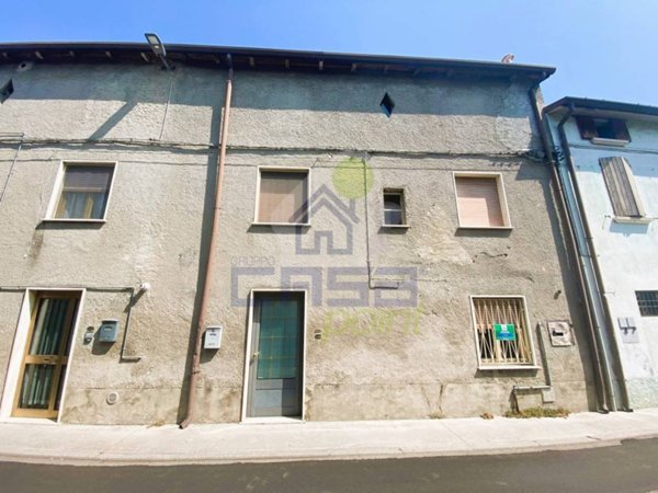 casa indipendente in vendita a Leno