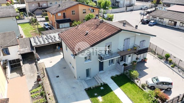 casa indipendente in vendita a Leno