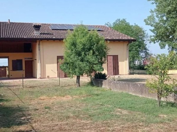 casa indipendente in vendita a Leno