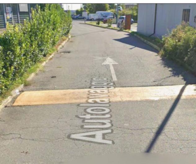 locale di sgombero in vendita a Leno