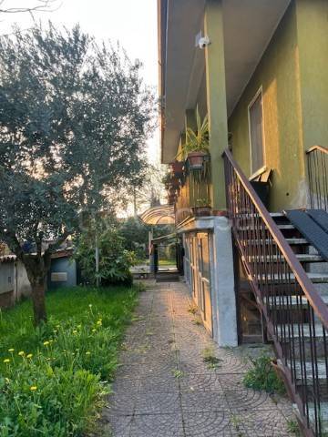 casa indipendente in vendita a Leno