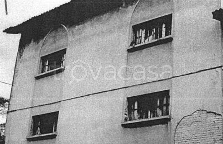 locale commerciale in vendita a Leno