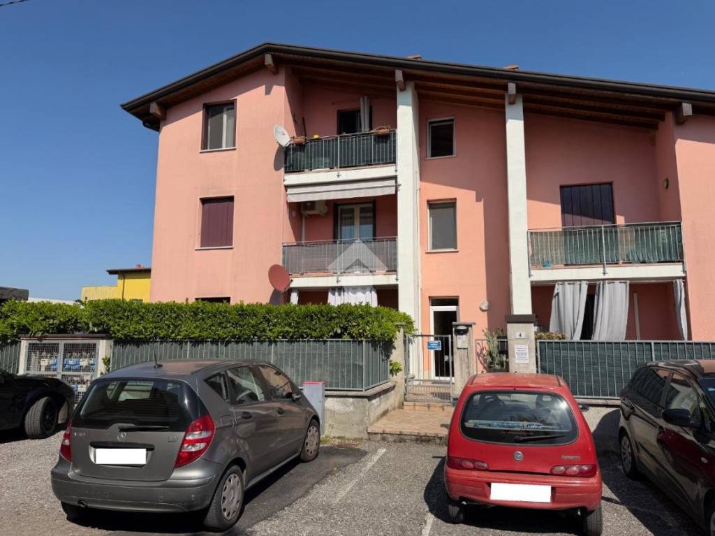 appartamento in vendita a Leno