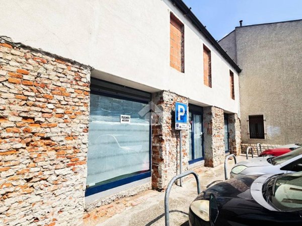 appartamento in vendita a Leno