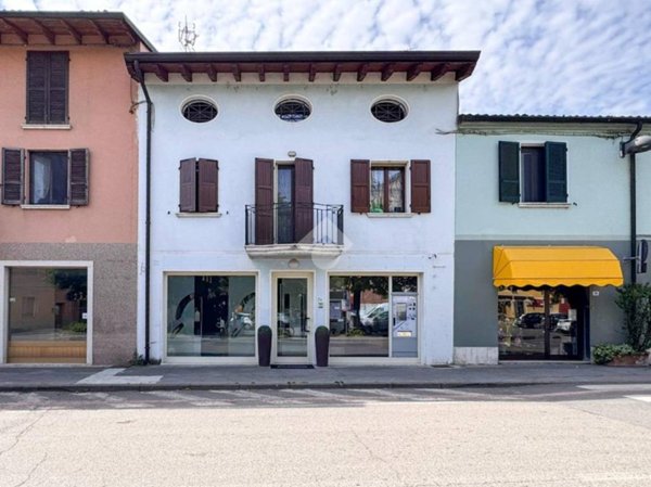 locale commerciale in vendita a Leno in zona Castelletto