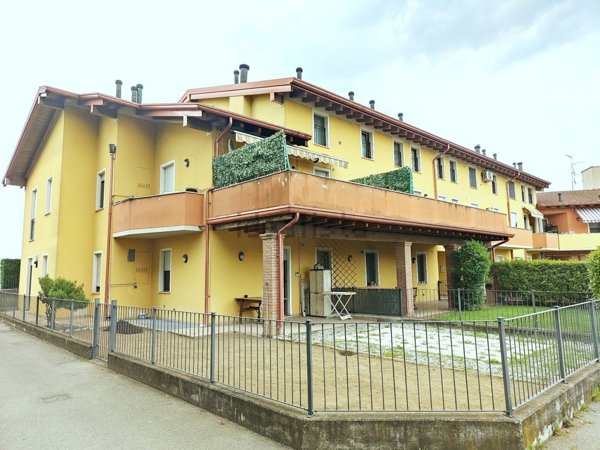 appartamento in vendita a Leno
