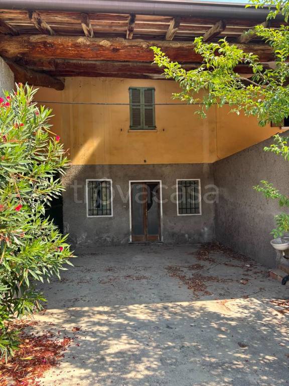 casa indipendente in vendita a Leno