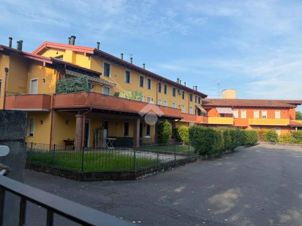 appartamento in vendita a Leno
